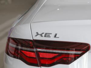 20232.0T 250PS R-DYNAMIC SMȡ\Ӱ (ji)^