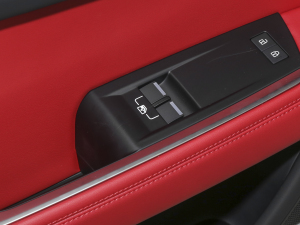 20232.0T 250PS R-DYNAMIC SMȡ\Ӱ ܇ƅ^(q)