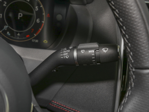 20232.0T 250PS R-DYNAMIC SMȡ\Ӱ п؅^