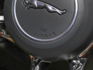 20232.0T 250PS R-DYNAMIC SMȡ\Ӱ п؅^(q)