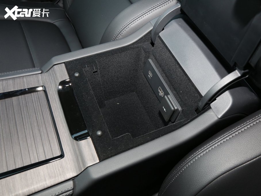 2023ݱXFL 2.0T P200 򌾫ӢA