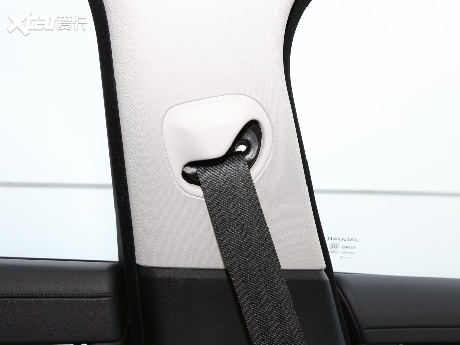 2023ݱXFL 2.0T P200 򌾫ӢA