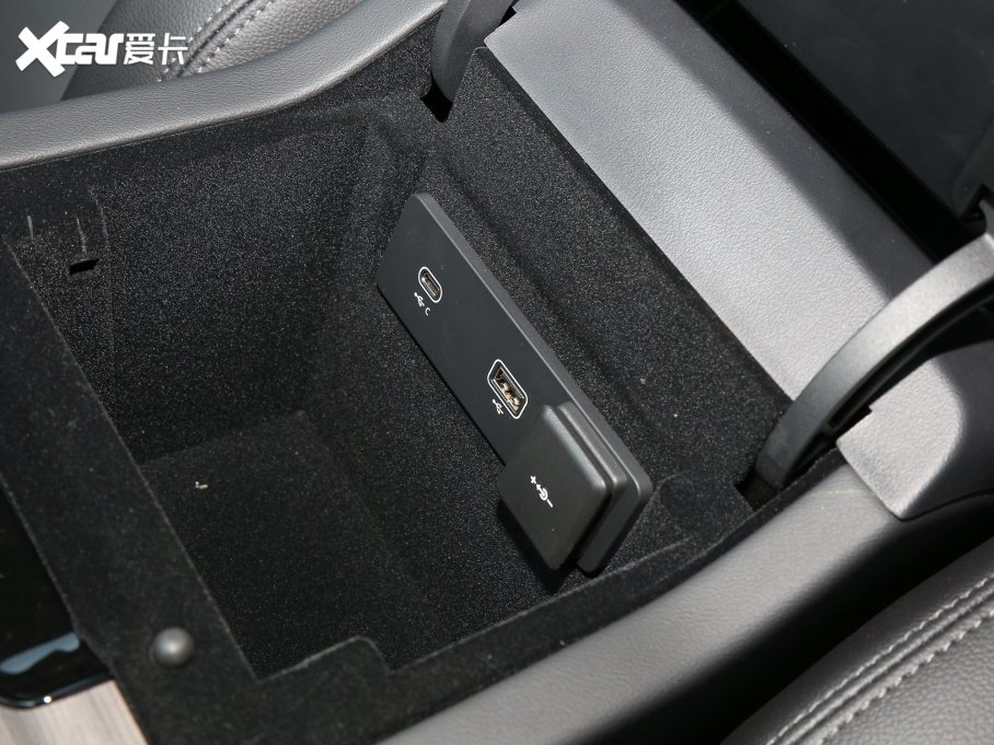 2023ݱXFL 2.0T P200 򌾫ӢA