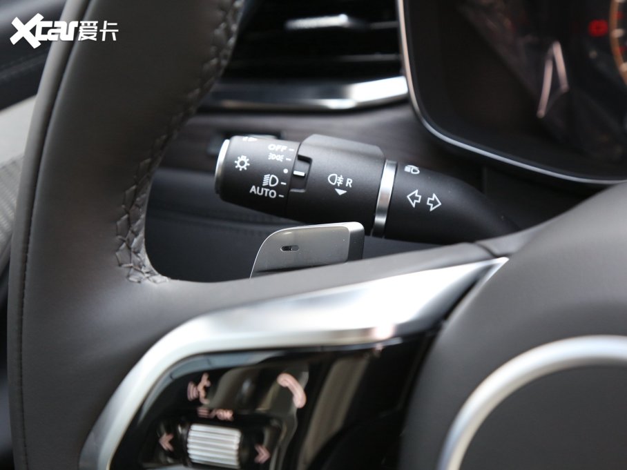 2023ݱXFL 2.0T P200 򌾫ӢA