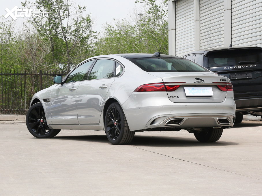 2023ݱXFL 2.0T P250 (q)A̽