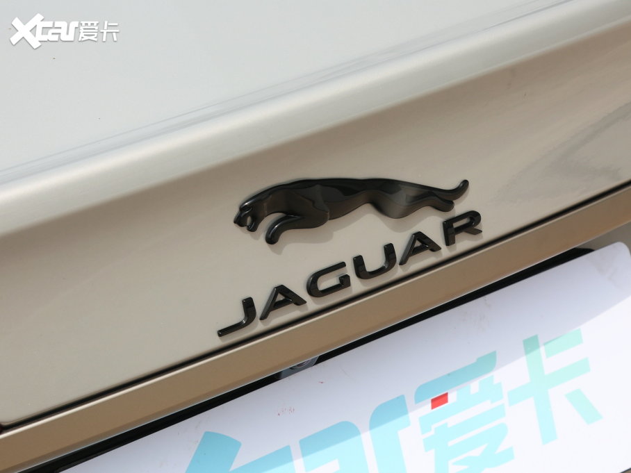 2023ݱXFL 2.0T P250 (q)A̽