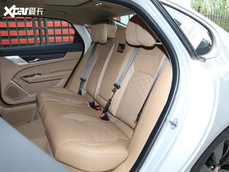 2023ݱXFL 2.0T P250 (q)A̽