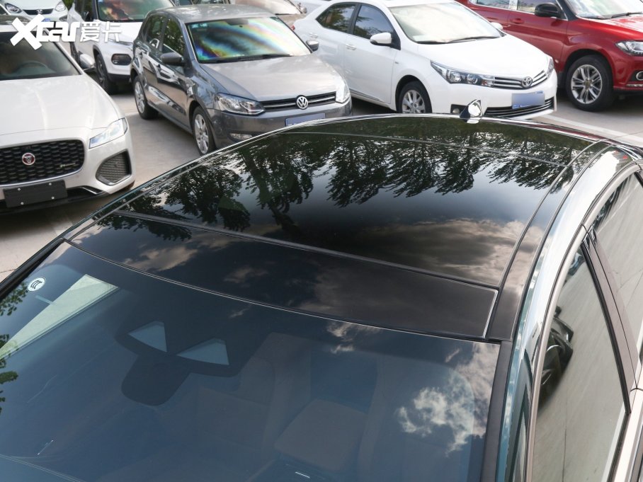 2023ݱXFL 2.0T P250 򌾫Ӣ\̽