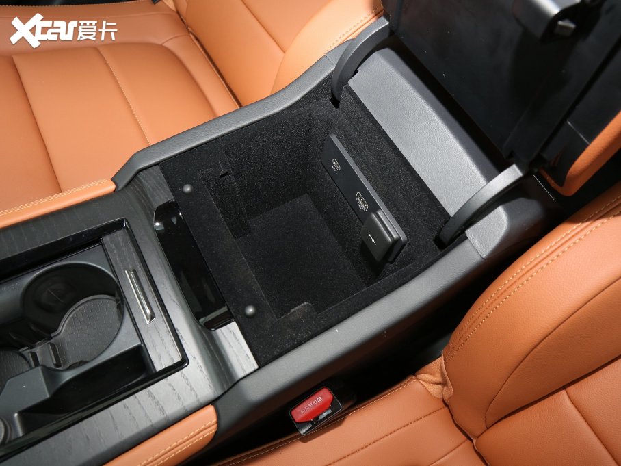 2023ݱXFL 2.0T P250 򌾫Ӣ\̽