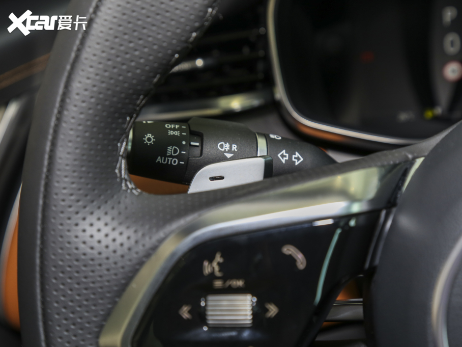 2023ݱXFL 2.0T P250 (q)Ӣ\Ӱ