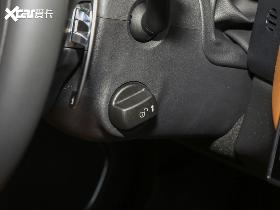 2023ݱXFL 2.0T P250 򌾫Ӣ\Ӱ