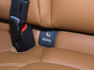 20232.0T P250 򌾫Ӣ\Ӱ g