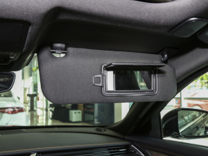 20232.0T P250 (q)Ӣ\(yn)Ӱ ꖰ壨ң