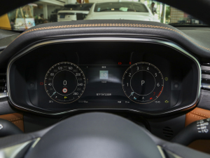 20232.0T P250 򌾫Ӣ\Ӱ п؅^