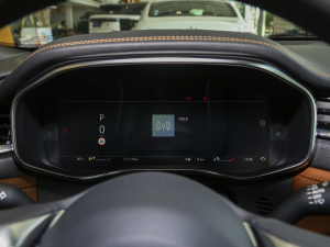 20232.0T P250 򌾫Ӣ\Ӱ п؅^