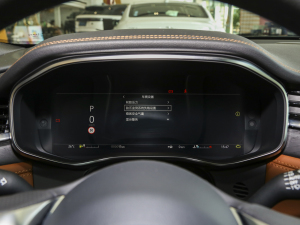 20232.0T P250 򌾫Ӣ\Ӱ п؅^