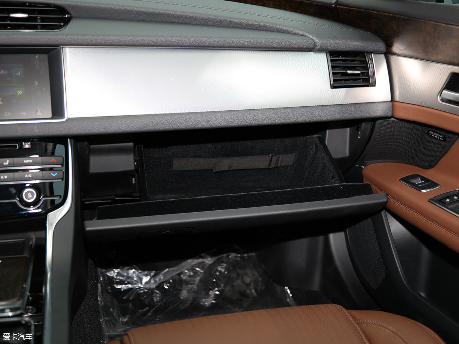 2017ݱXFL 2.0T 240PS 