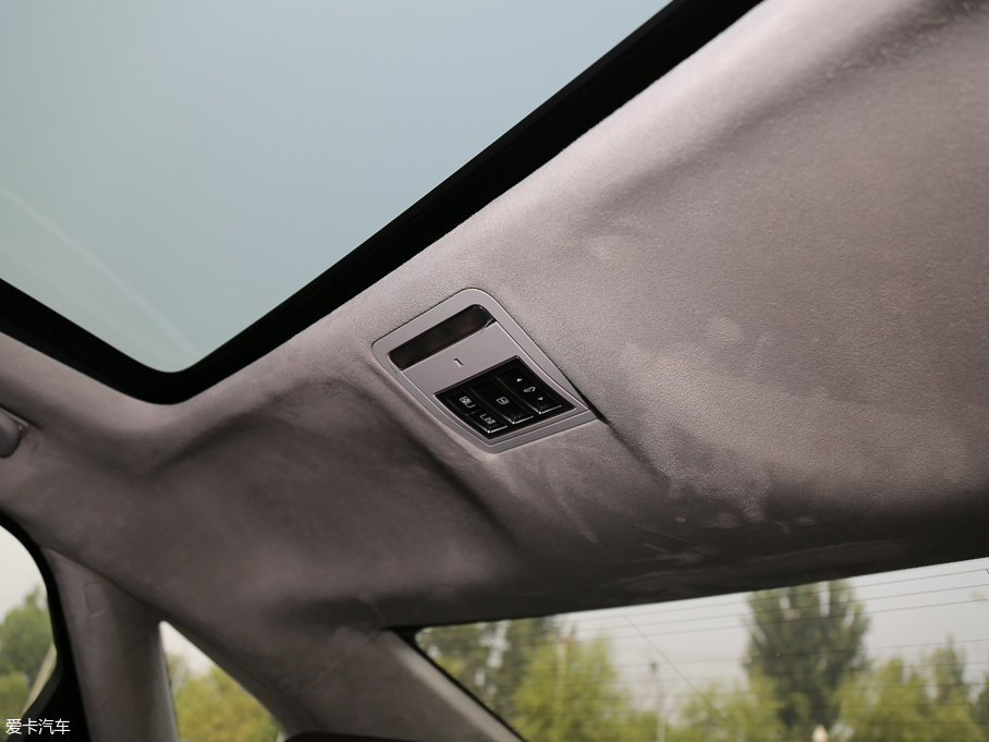 2017ݱXFL 2.0T 240PS 