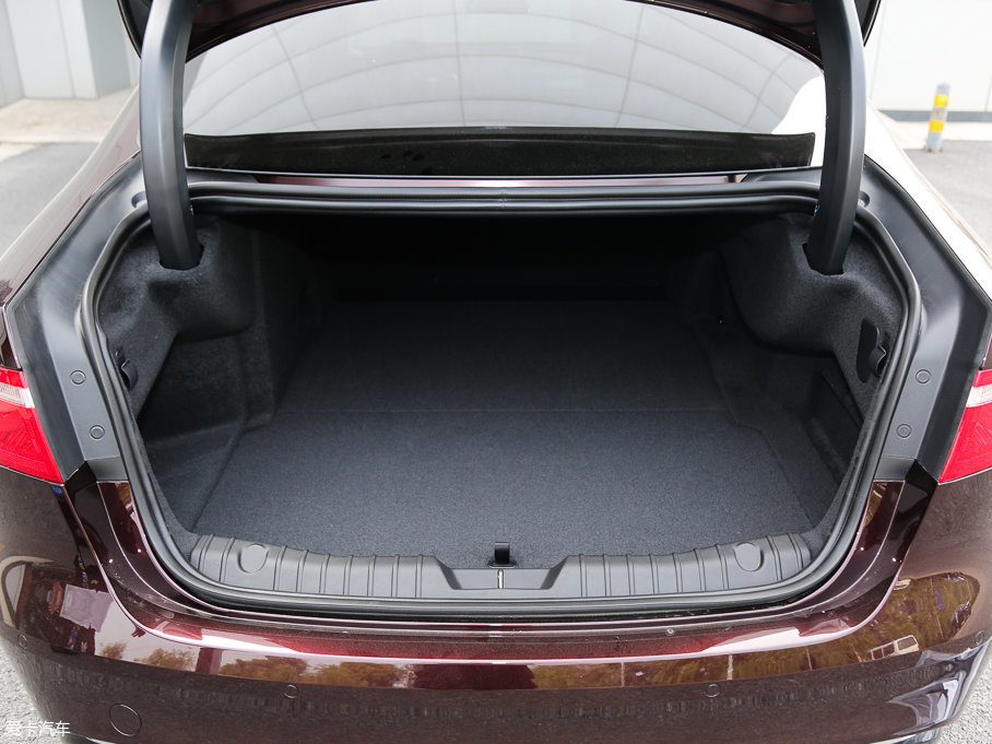 2017ݱXFL 2.0T 240PS 