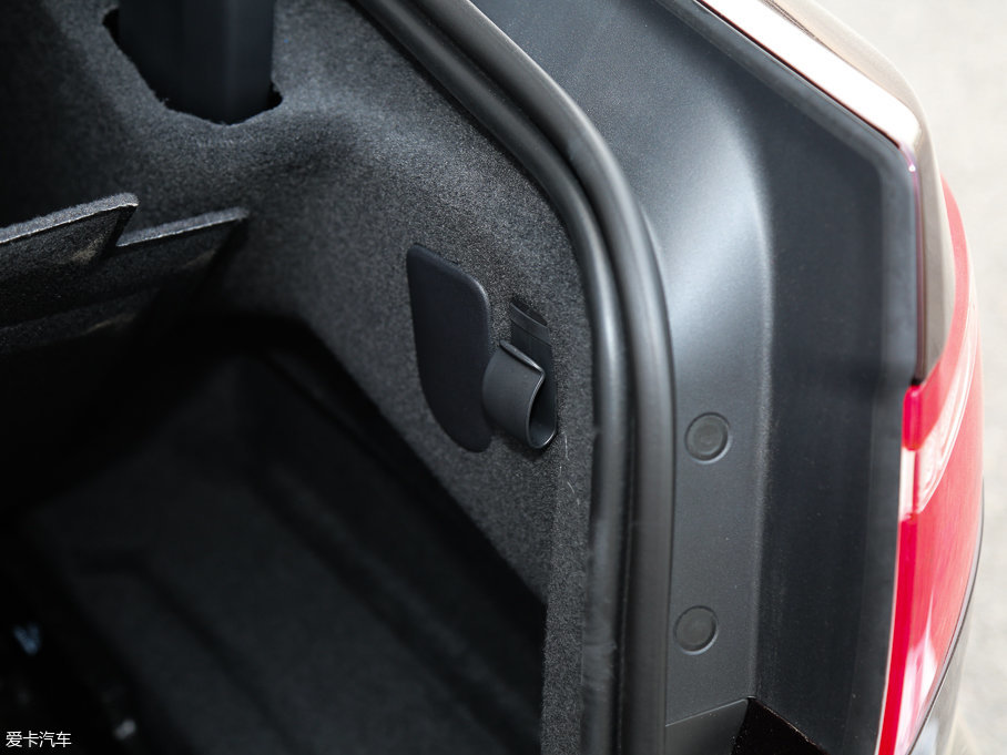 2017ݱXFL 2.0T 240PS 