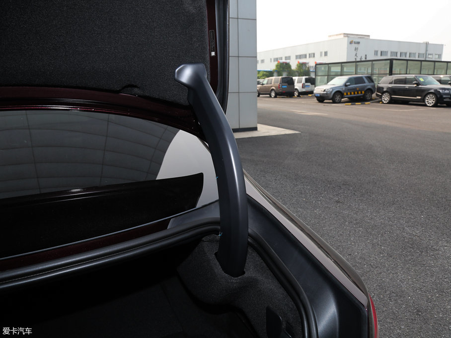 2017ݱXFL 2.0T 240PS 