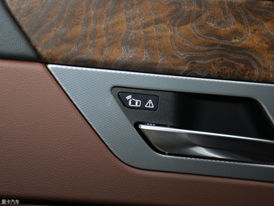 2017ݱXFL 2.0T 240PS A