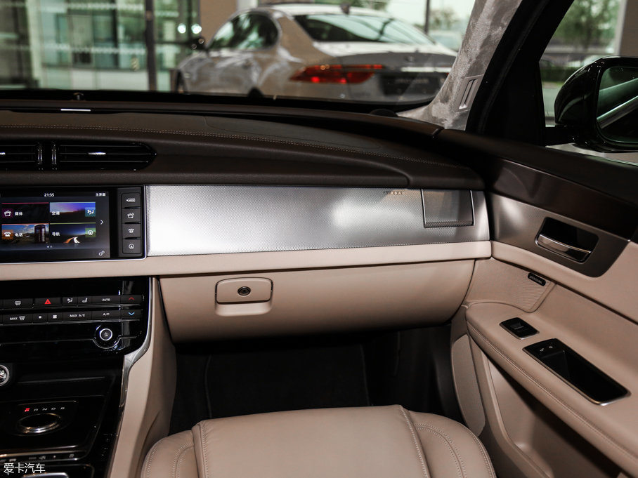 2017ݱXFL 2.0T 200PS Ӣ