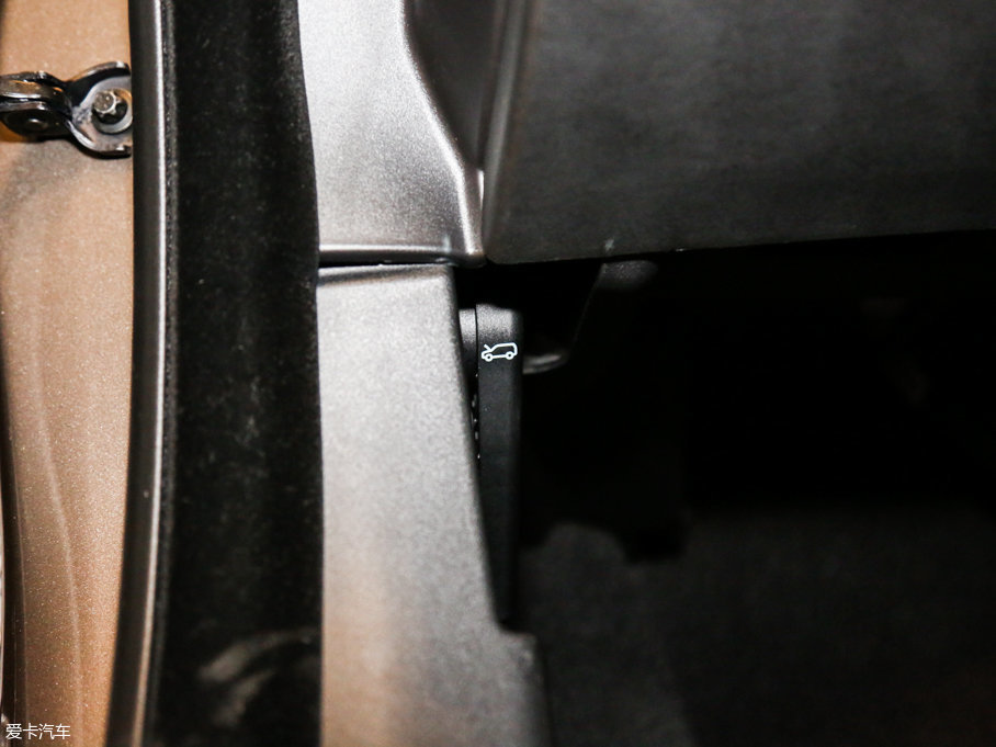 2017ݱXFL 2.0T 200PS Ӣ