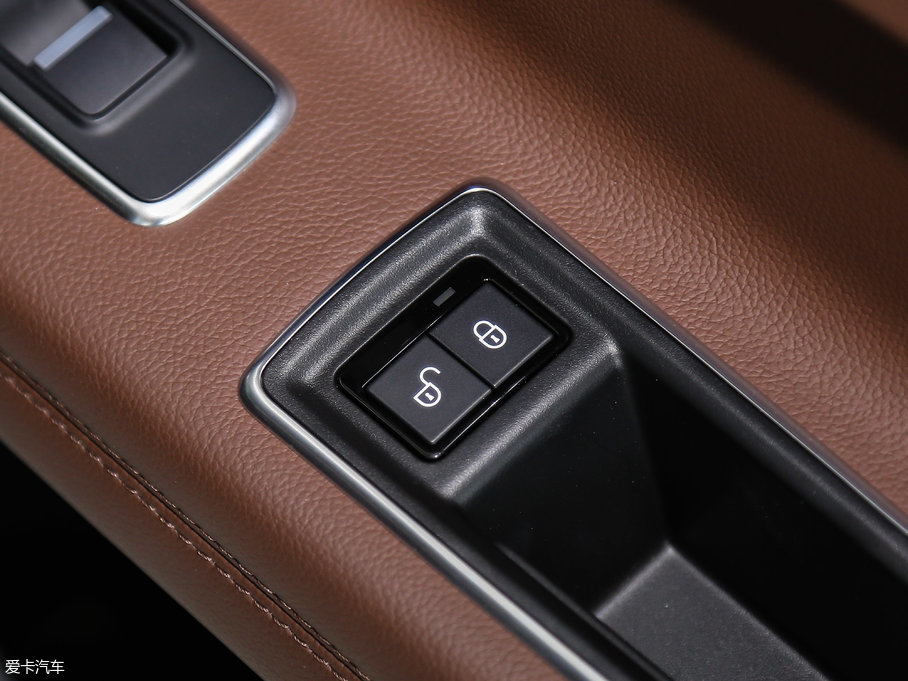 2017ݱXFL 3.0SC 340PS 