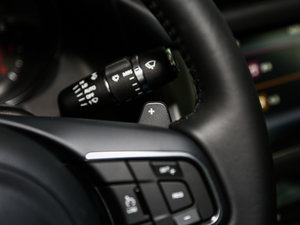 2017款2.0T 200PS 精英版 中控区