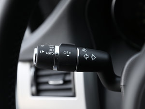 2017款2.0T 200PS 豪华版 中控区
