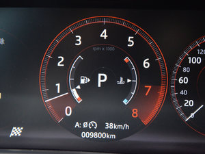 2017款2.0T 240PS 奢华版 中控区