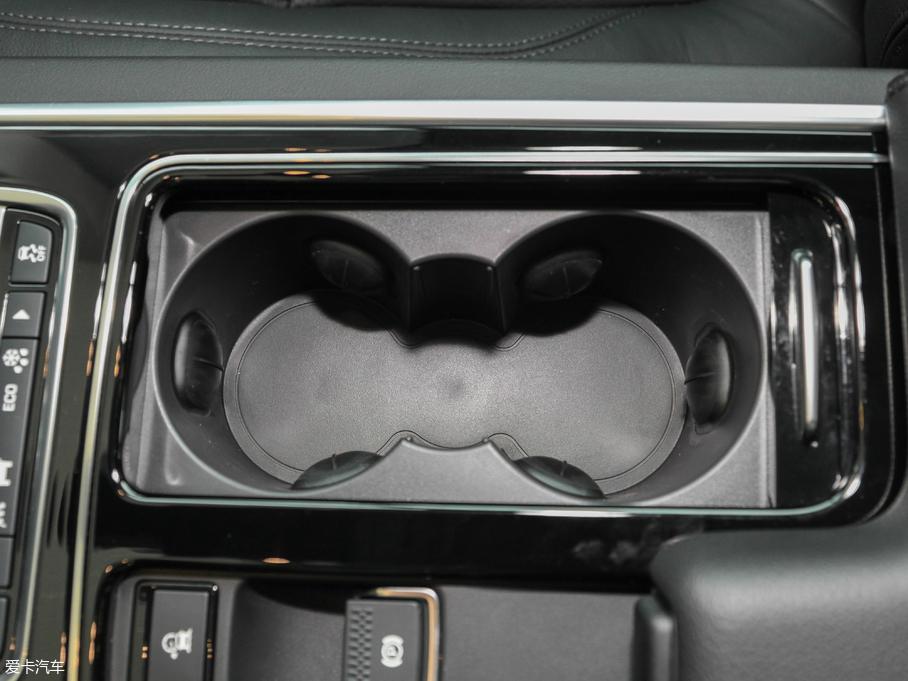 2018ݱXFL 2.0T 250PS A