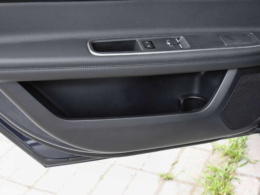 2018ݱXFL 2.0T 200PS LA