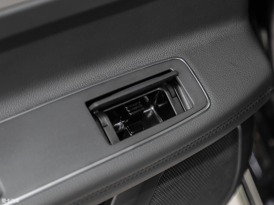 2018ݱXFL 2.0T 200PS LA