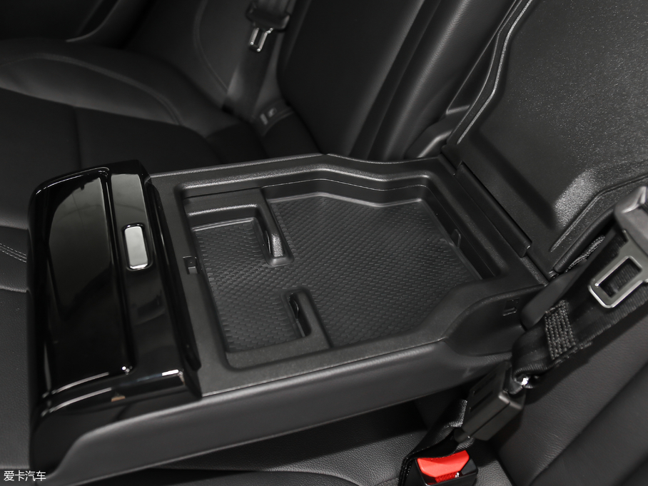 2018ݱXFL 2.0T 200PS LA