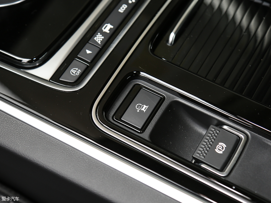 2018ݱXFL 2.0T 200PS LA