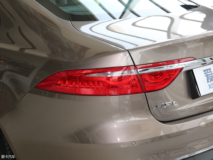 2018ݱXFL 3.0SC 340PS A