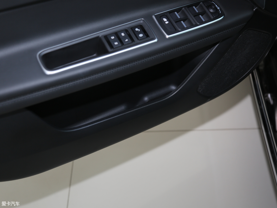 2018ݱXFL 3.0SC 340PS A