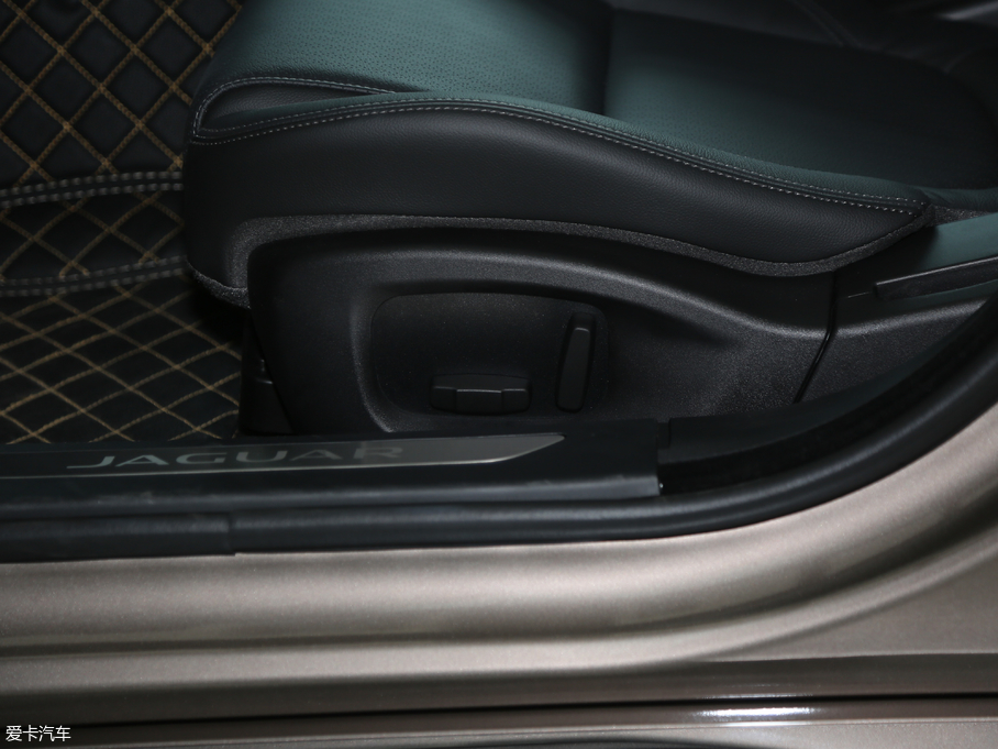 2018ݱXFL 3.0SC 340PS A