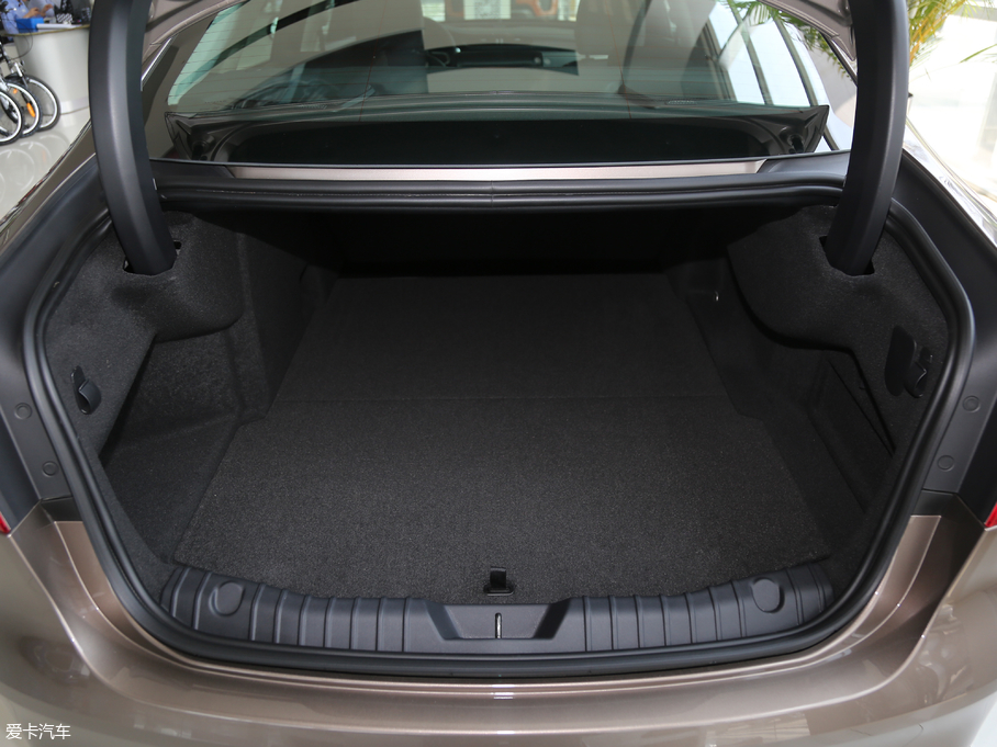 2018��ݱ�XFL 3.0SC 340PS ���A��