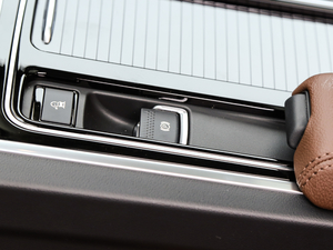 20182.0T 250PS  v܇(ch)Ƅ(dng)