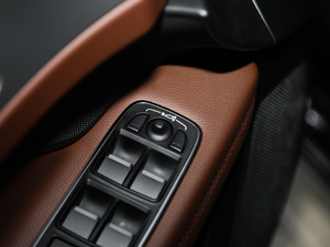 20182.0T 250PS  п؅^