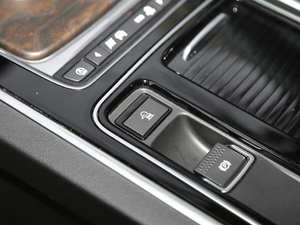 20182.0T 250PS  п؅^