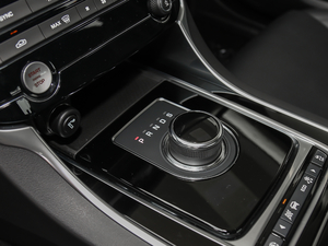 20182.0T 200PS LA QU