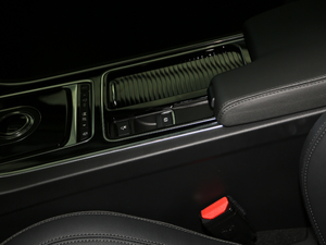 20182.0T 200PS LA п؅^