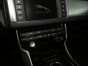 20182.0T 200PS LA п؅^