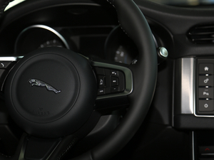 20182.0T 200PS LA п؅^