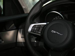 20182.0T 200PS LA п؅^