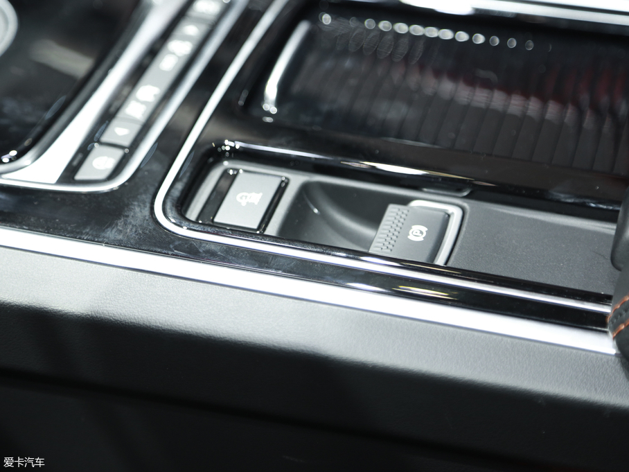 2018ݱXEL 2.0T 200PS 